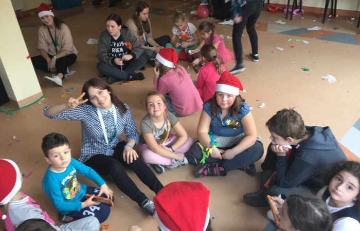 A7B4E6DD-FBB5-4032-8B8D-3D1B00DCD1A3