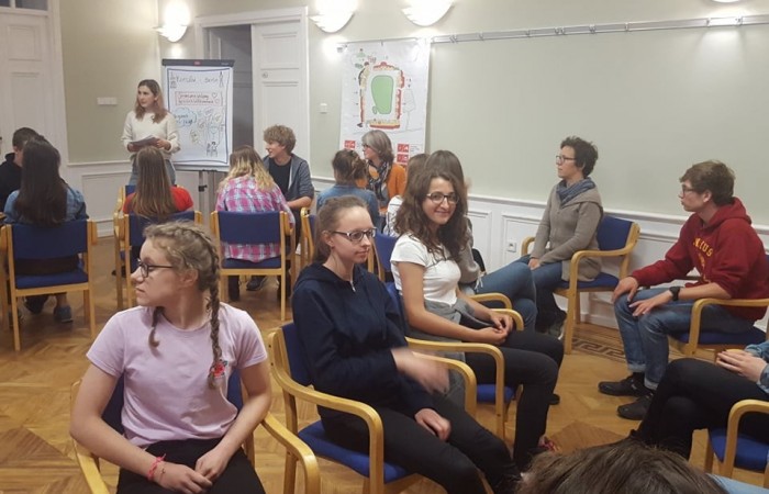 61627310_427267014760687_7491910573391609856_n