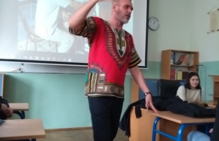 IMG_20200302_130503905_BURST001