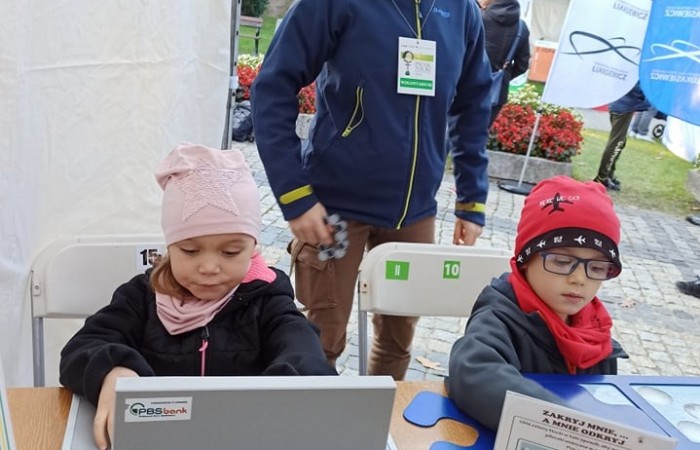 246001297_557498775349698_3625215420042628951_n