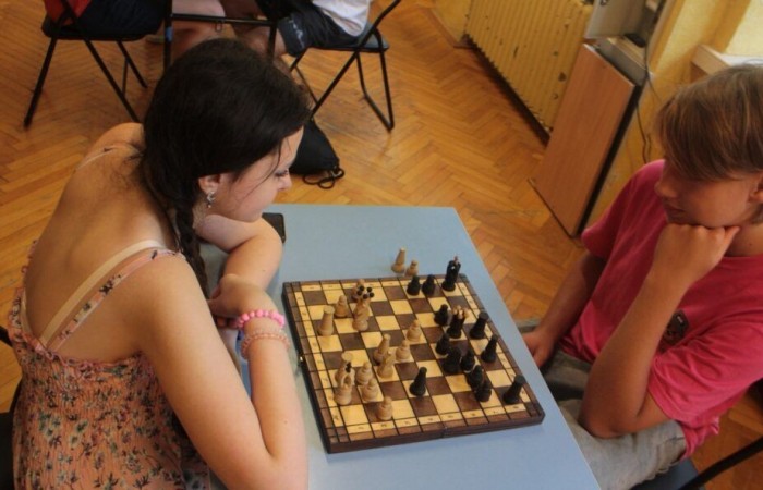 b21fdd23-27a4-49ff-a9f9-a17419a8b8bf